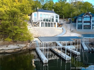 179 Waterford Terrace, Sunrise Beach, MO 65079
