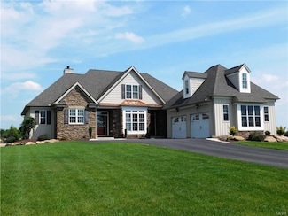 204 Countryview Ln, Northampton, PA 18067