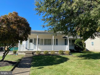 523 Erhardt Ave, Beverly, NJ 08010