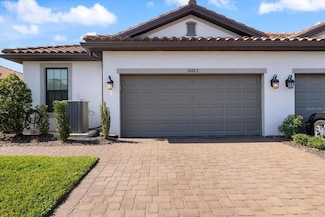 10823 Seasons Way, Palmetto, FL 34221