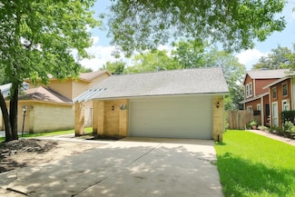 16626 Quiet Trail Dr, Humble, TX 77396