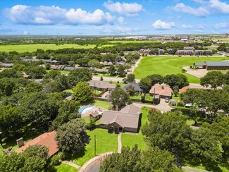 114 Auburn St, Waxahachie, TX 75165