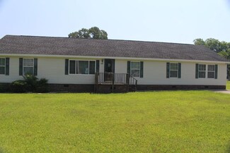 308 Person St, Enfield, NC 27823