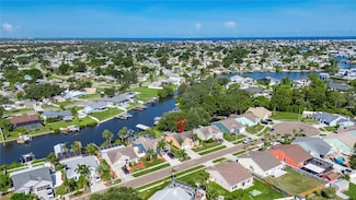 318 Lookout Dr, Apollo Beach, FL 33572