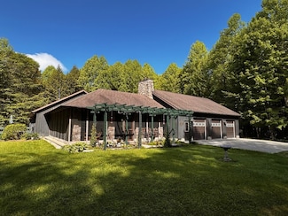 8350 Carbury Rd, Edinboro, PA 16412