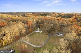 198 Glenrose Rd, Coatesville, PA 19320