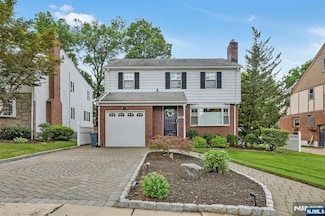 260 Lasalle Ave, Hasbrouck Heights, NJ 07604