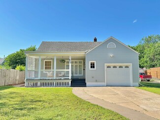 815 E 8th St, Newton, KS 67114