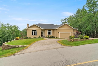 21 Diamante Blvd, Hot Springs Village, AR 71909