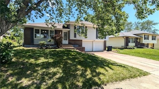 11615 Palmer Ave, Kansas City, MO 64134