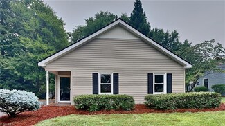 105 Cambridge Square Ln, Kernersville, NC 27284