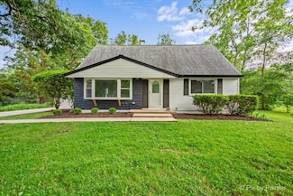 28W151 Hickory Ln, Northwoods, IL 60185