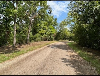 000 Marlborough Dr, Grosse Ile Township, MI 48138