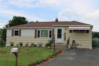 12 Sandy Ln, Binghamton, NY 13901