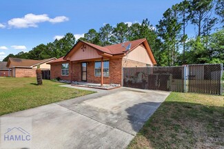 1467 Enterprise Dr, Hinesville, GA 31313