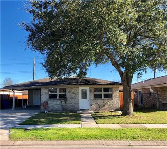 2229 Venus Place, Violet, LA 70092