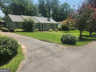 142 Griffin Dr, Carrollton, GA 30117