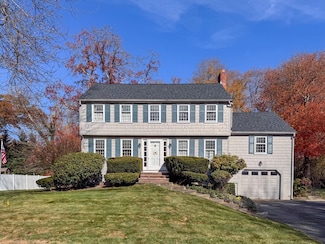 32 Delta Ln, Scituate, MA 02066