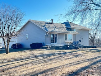 18346 286th St, Wykoff, MN 55990