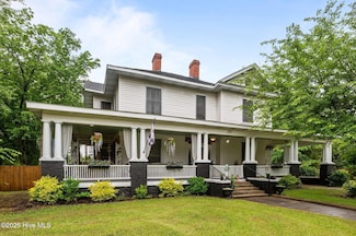 205 N Broad St, Williamston, NC 27892
