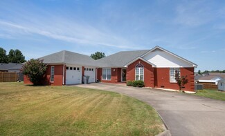 501 Lion Dr, Killen, AL 35645