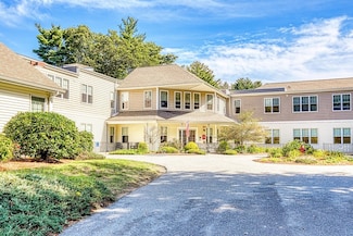 63 Central St Unit 205, North Reading, MA 01864