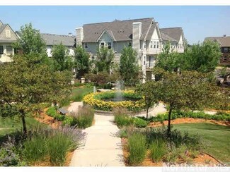 8397 8397 Townsend Dr, Eden Prairie, MN 55344