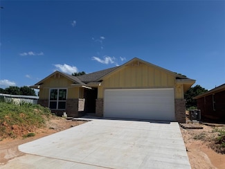 10742 Painted Turtle Way, Midwest City, OK 73130