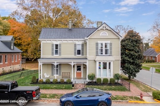 113 S 3rd St, Bardstown, KY 40004