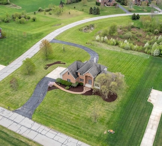 9080 Emerson Dr, Saline, MI 48176