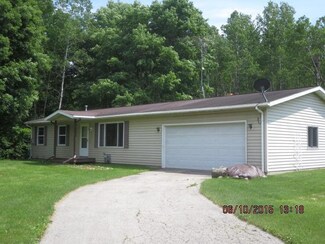 17290 High Point Ln, Townsend, WI 54175