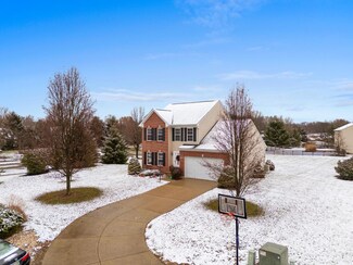 952 Caribou Run Ln, Milford, OH 45150