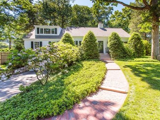 2 Barnstable Rd, Wellesley Hills, MA 02481