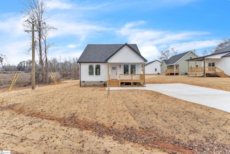 161 S 1834, Wellford, SC 29385