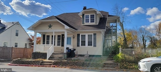 208 S Artizan St, Williamsport, MD 21795