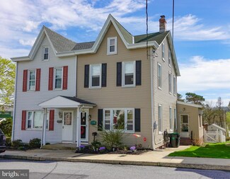 319 W Independence St, Orwigsburg, PA 17961