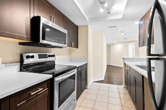 4197 N Haverhill Rd Unit 204, West Palm Beach, FL 33417