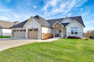 4686 N Elk Creek Dr, Bel Aire, KS 67226