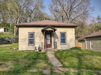 736 N 5th St, Missouri Valley, IA 51555