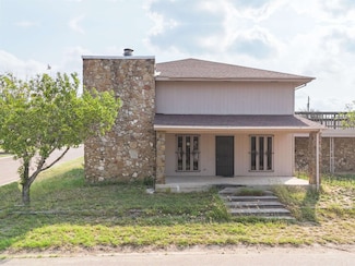 548 Cerrito Dr, Zapata, TX 78076