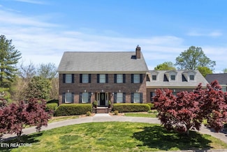 1066 White Oak Ave, Maryville, TN 37803