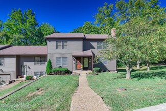 630 Oak Creek Ct, Jefferson City, MO 65101