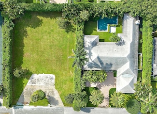 260&254 N Woods Rd, Palm Beach, FL 33480