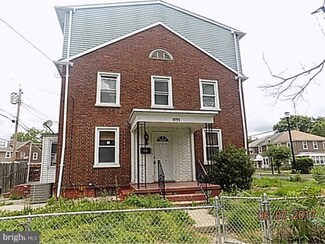 1095 Ironside Rd, Camden, NJ 08104
