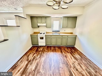 110 E 40th St Unit 2, Wilmington, DE 19802