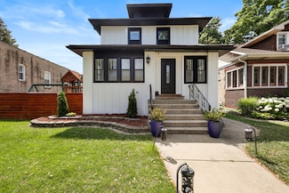 3330 East Ave, Berwyn, IL 60402