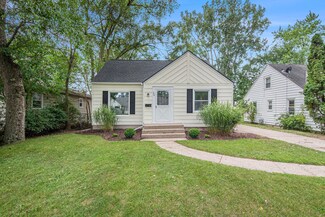 570 Van Allen St SE, Grand Rapids, MI 49548