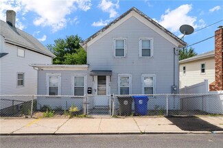 49 Carpenter St, Cumberland, RI 02864