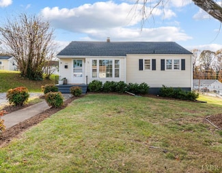 717 Crestwood Cir, Lynchburg, VA 24502