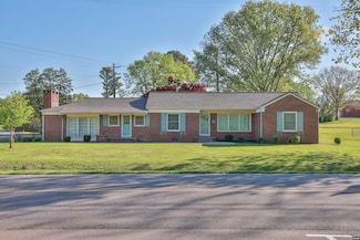 545 Evergreen St, Dresden, TN 38225